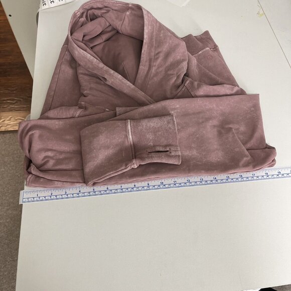 lululemon athletica Dusty Rose Sweatshirt - Picture 9 of 11